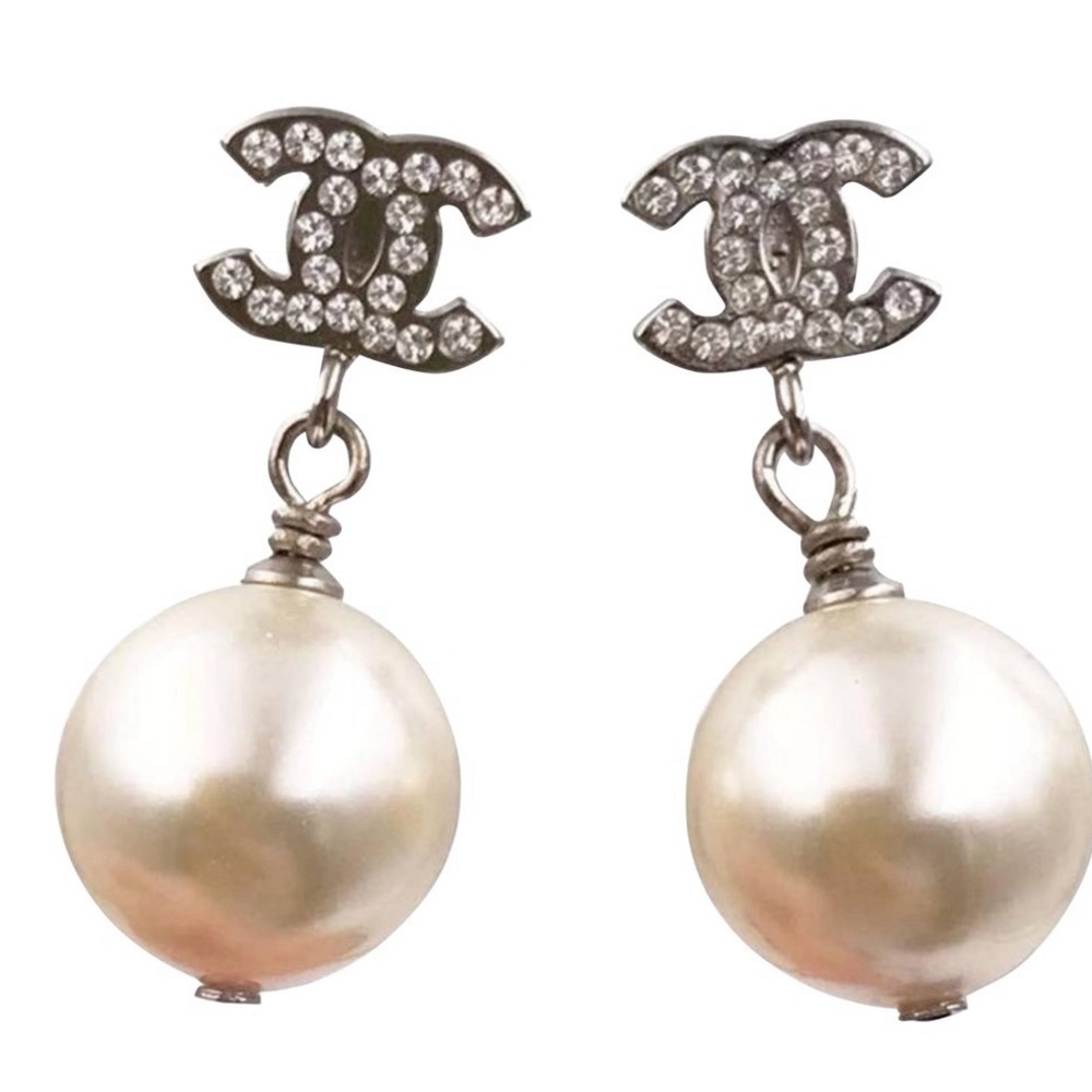 CHANEL CC Crystal Logo with Pearl Drop Dangle Earrings - Beautiful!